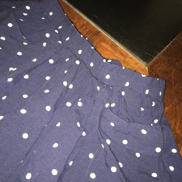 5 for $20 Adorable polka dot skort with pockets. - Picture 4 of 4